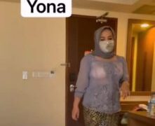 Bokep Indo Entot STW Kebaya Ungu Di Hotel